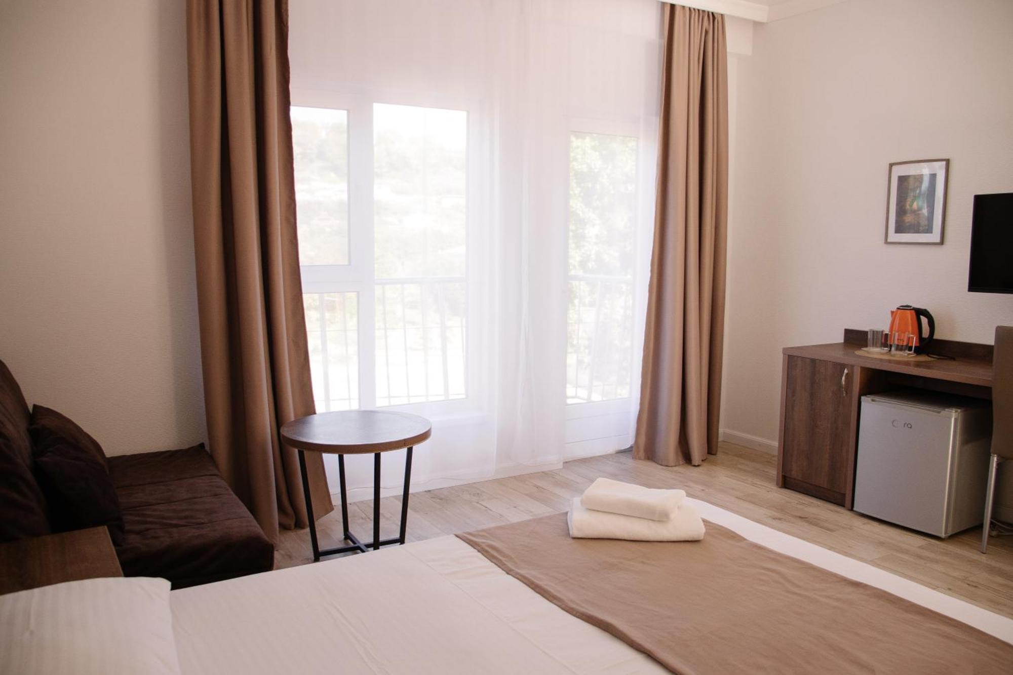 Hotel Talion, Pitsunda Lidzava Εξωτερικό φωτογραφία