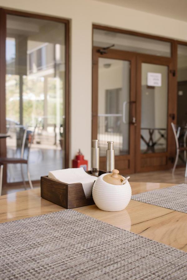 Hotel Talion, Pitsunda Lidzava Εξωτερικό φωτογραφία